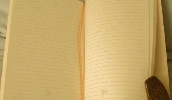 کاغذ بالکی چیست و چرا بهترین انتخاب برای چاپ کتاب است؟